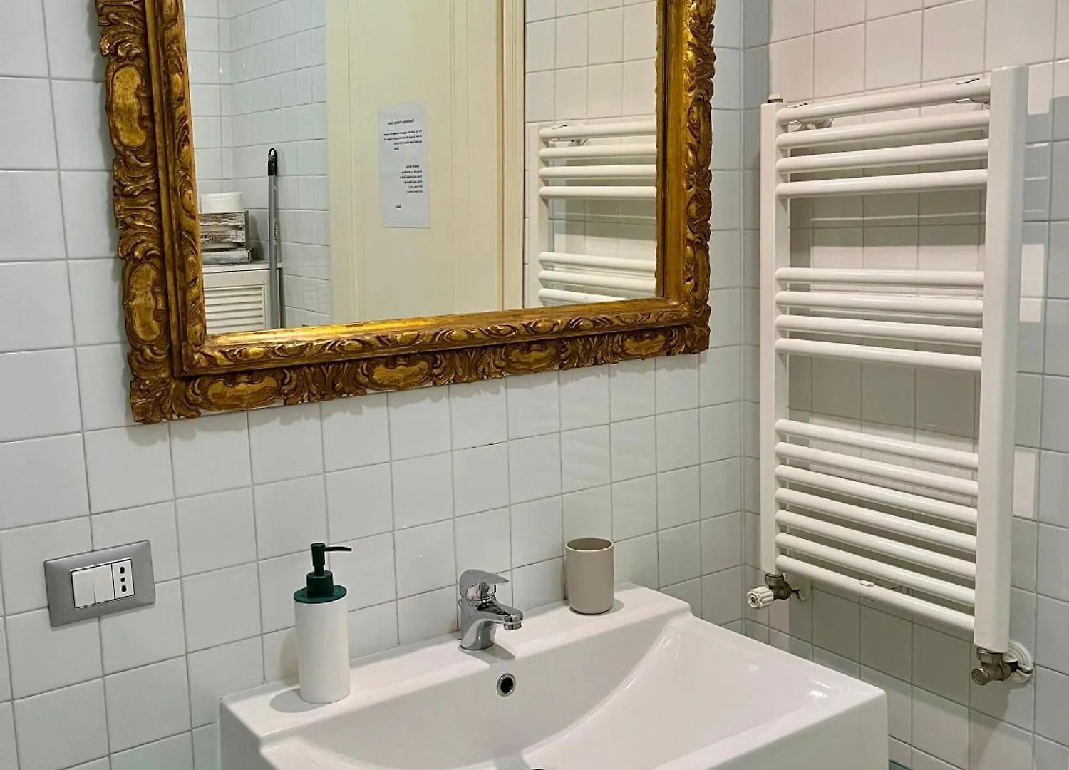 Palazzo Rota Guesthouse Naples Bed & Breakfast